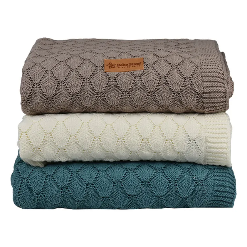 Bebe Stars Knitted bed blanket