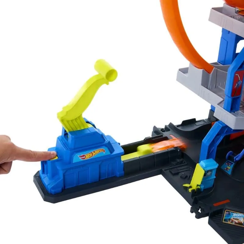 Hot Wheels City Mega Garage