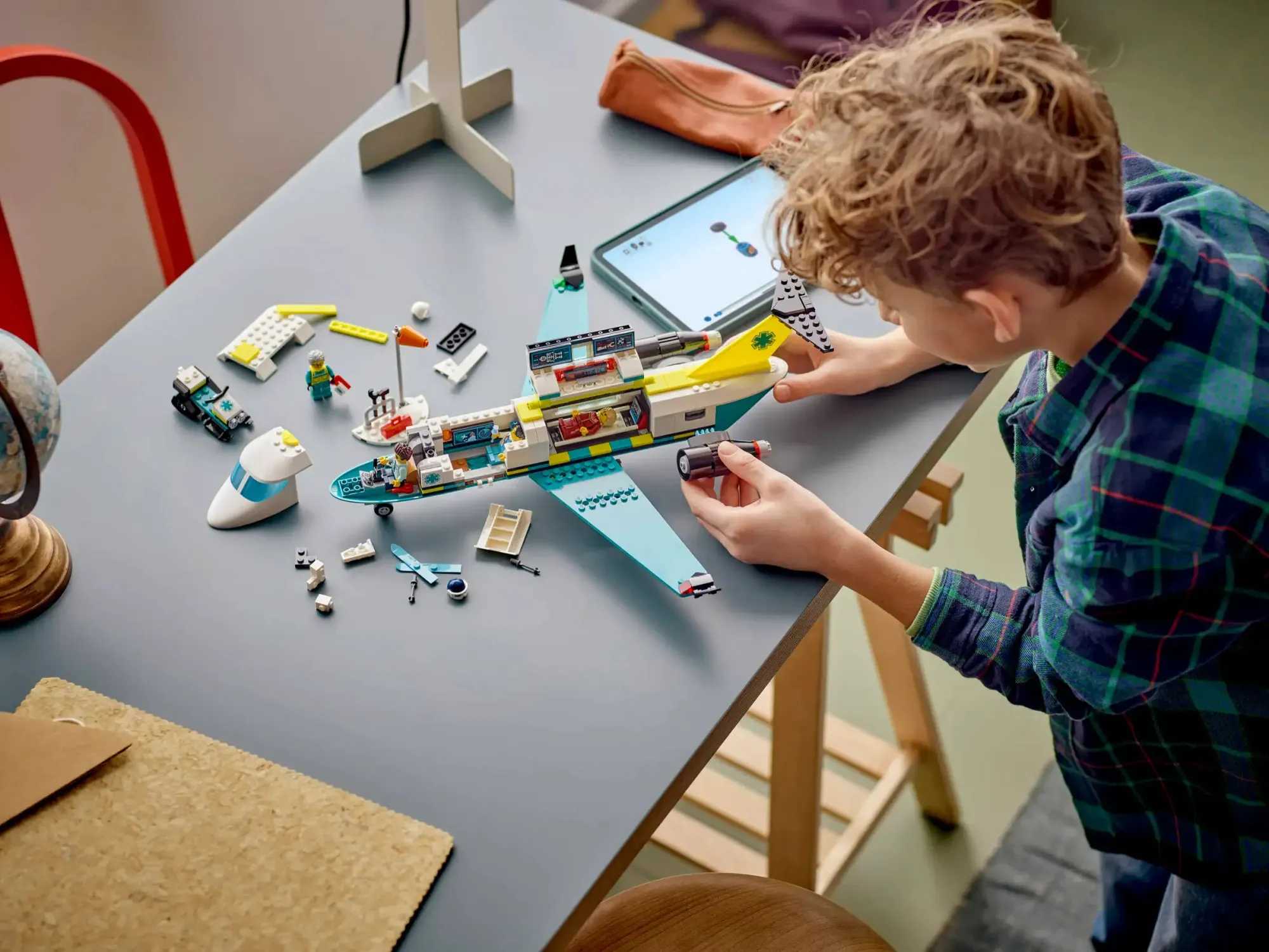 LEGO City: Emergency Air Ambulance Plane (60465)
