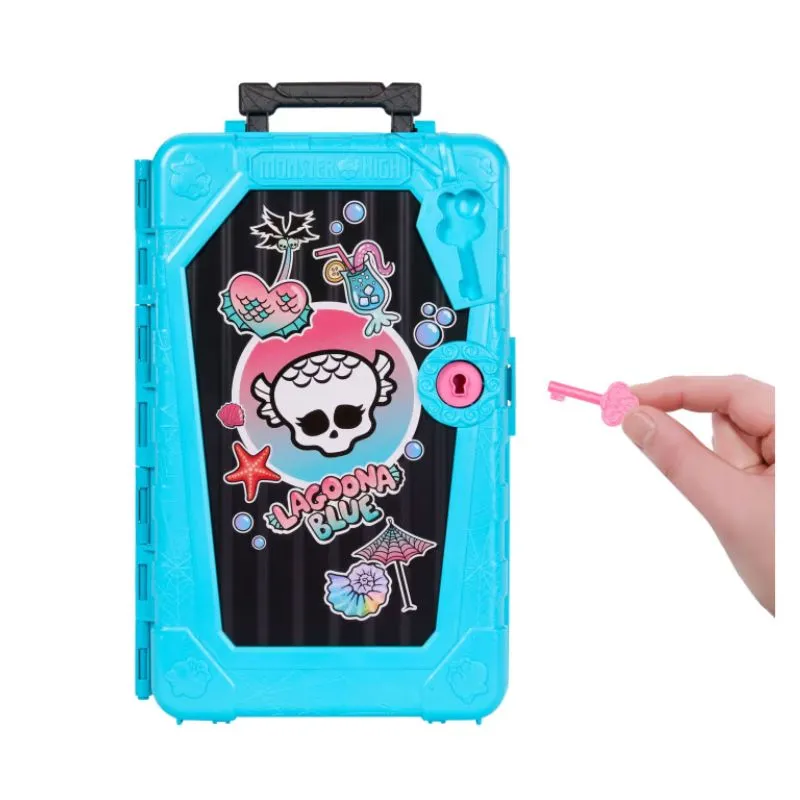 Monster High Skulltimate Secrets Gore-Geous Oasis Playset, Lagoona Blue Doll And Accessories