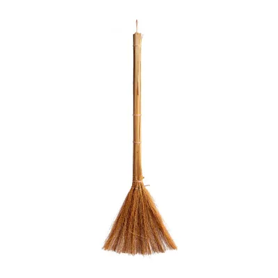 BROOM 80CM WITH HANGTAG LABEL