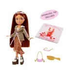 Bratz Stylin' Yasmin Fashion Doll with Customizable T-Shirt for You and Accessories