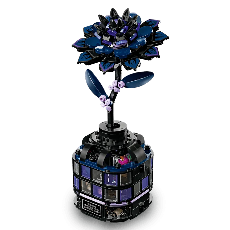 LEGO Wednesday: Black Dahlia Flower (76784)