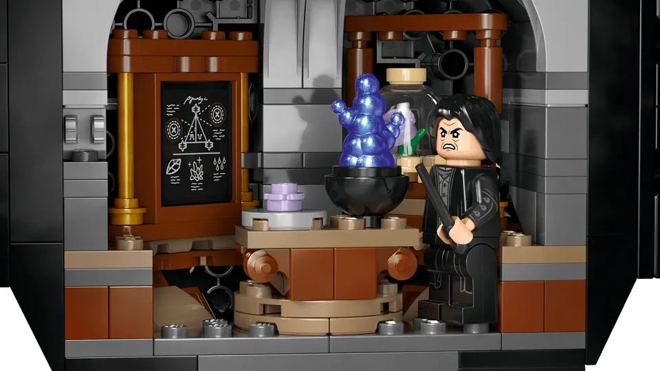 LEGO Harry Potter: Cauldron: Secret Potions Classroom (76464)