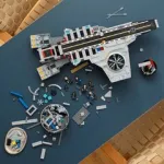 LEGO Marvel: S.H.I.E.L.D. Helicarrier (76354)