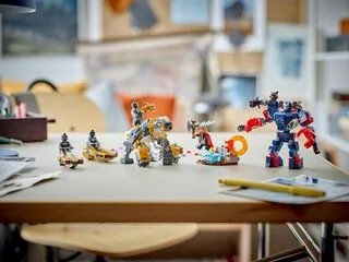 LEGO Marvel Avengers: Endgame Thor vs. Chitauri (76322)