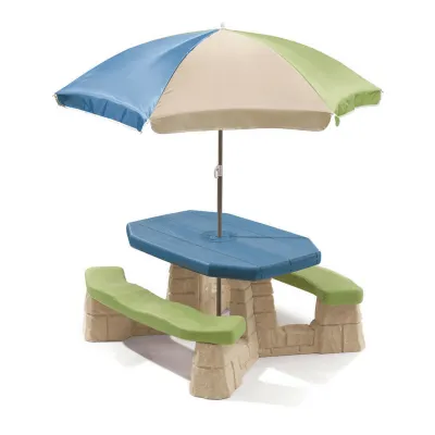 Step 2 Naturally Playful Kids Picnic Table with Umbrella