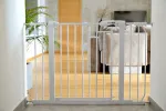 FreeOn Safetly gate Gama , Extandable up to 118cm (3 extensions inluded)