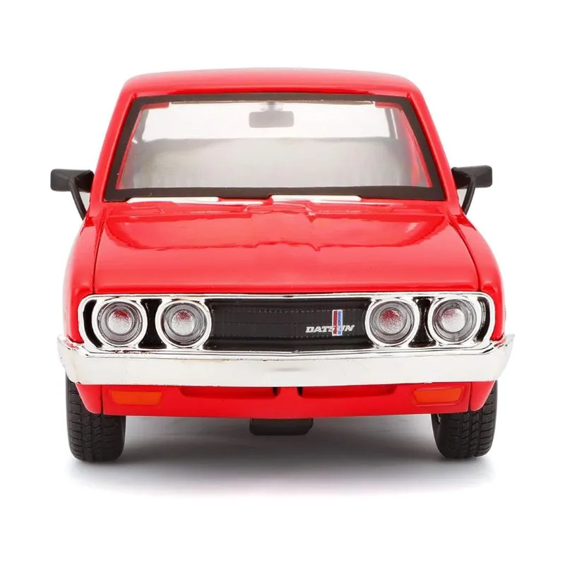 Maisto SE 1973 Datsun 620 Pick-up 1:24  - Red