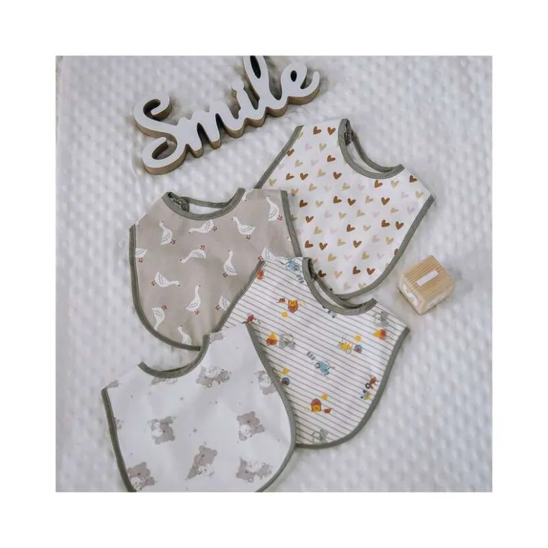 FreeOn Bib With Hedgehog Hearts