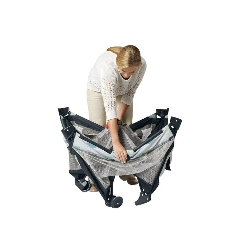 Graco Pack 'n Play Playard On The Go
